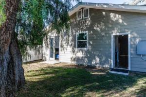 Lake Balboa Compound