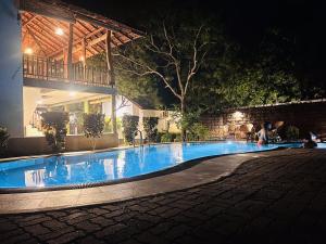 Bazén v ubytování Yala Leopard Lodge nebo v jeho okolí