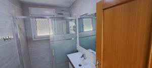 Ένα μπάνιο στο Mazarron Beach apartment +25 φωτογραφίες