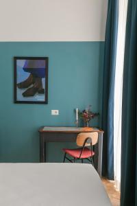A television and/or entertainment centre at Passepartout