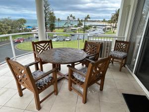 Balkón nebo terasa v ubytování Luxury Ocean Front Apartment at the Bargara Blue Resort