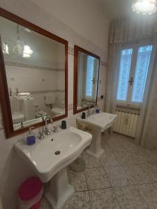 Koupelna v ubytování Guest House Attico Della Vittoria