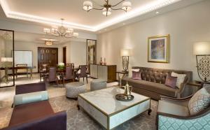 Posezení v ubytování The Ritz-Carlton, Dubai