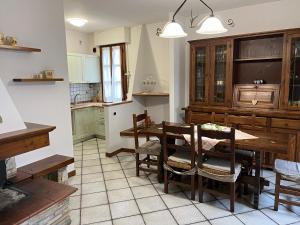 Majoituspaikan A casa da Margherita keittiö tai keittotila