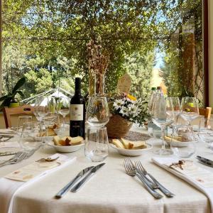 Relais Casina Copini italokat is kínál