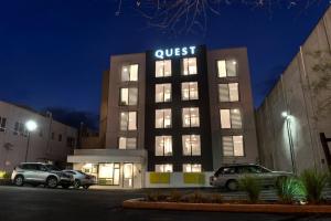 Budova, kde se aparthotel nachází