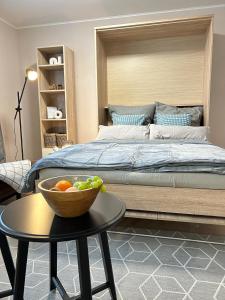 Кровать или кровати в номере Zentrale Lage - Ideal für Arbeit & Erholung
