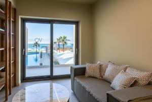 Basen w obiekcie White Olive Elite Rethymno lub w pobliżu