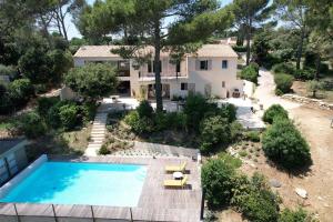 an aerial view of a house with a swimming pool at superb villa with private pool, with magnificent view of the luberon, in the heart of provence, 8 persons in Puget