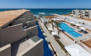 Basen w obiekcie White Olive Elite Rethymno lub w pobliżu