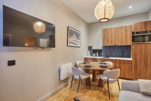 Residence Center of Paris by Studio prestige