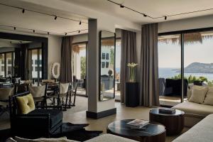 Posezení v ubytování Myconian Villa Collection - Preferred Hotels & Resorts