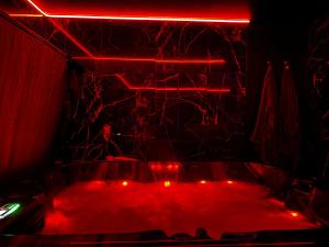Ảnh trong thư viện ảnh của Love Room Passion ở Saint-Hilaire-de-Talmont