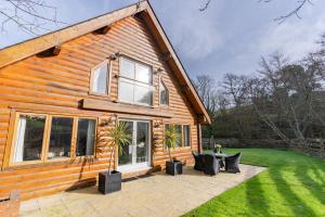 Aed väljaspool majutusasutust Hillview