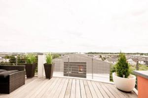 A balcony or terrace at Modern 2BR Apt in Sandweiler with Terrace