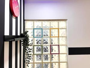 Gallery image ng Relaxing Closed Partition Room in Tecom Near Metro sa Dubai