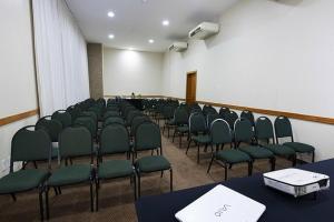 Møde- og/eller konferencelokalet på Flat 315 - Comfort Hotel Taguatinga - Particular + 17 billeder