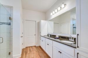 Η κουζίνα ή μικρή κουζίνα στο Brooksville Home about 12 Mi to Cabot Citrus Farms +21 φωτογραφίες