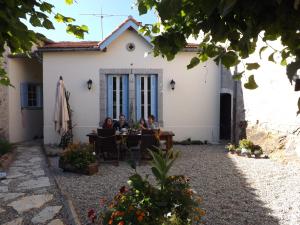 Gallery image of Le Petit Chateau in Ginoles