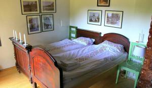 Ліжко або ліжка в номері Dobrica Hunting Lodge