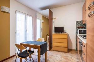 Kuchyň nebo kuchyňský kout v ubytování Casa della Tati