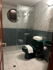 Koupelna v ubytování HOTEL COSTA DEL SOL FUSAGASUGa