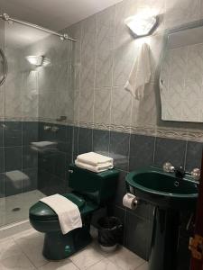 Koupelna v ubytování HOTEL COSTA DEL SOL FUSAGASUGa