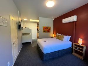 Postel nebo postele na pokoji v ubytování Snowhaven