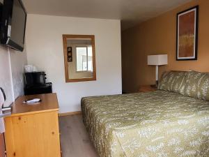 Postel nebo postele na pokoji v ubytování Budget Inn Durango