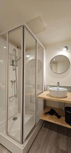 Ένα μπάνιο στο Quai Notre Dame +25 φωτογραφίες