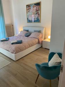 Cama ou camas em um quarto em Appartamento romantico centro storico con parcheggio comodo