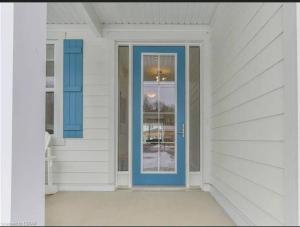 Gallery image of Adorable Cottage Port Stanley in Port Stanley