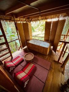 Гостиная зона в Khao Sok Paradise Resort