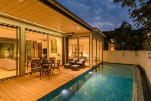 Bazén v ubytování Aster by Hireavilla - 3BR w Private pool in Parra nebo v jeho okolí