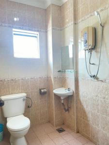 Bayu View Hotel Klang的一间浴室