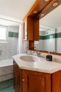 Ένα μπάνιο στο Katerina's apartment +29 φωτογραφίες