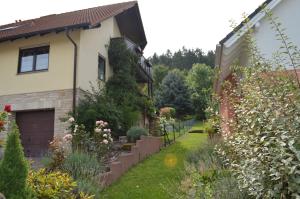 Zahrada ubytování Apartment unterhalb der Burg Hanstein