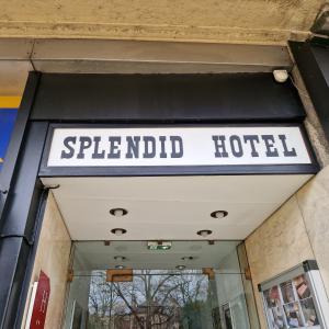 Gallery image of Hotel Le Splendid in Troyes