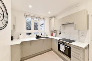 New listing Home from Home