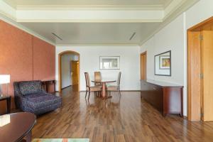 Posezení v ubytování Al Khoory Hotel Apartments Al Barsha