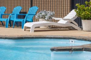 Bazén v ubytování Comfort Inn Glenelg nebo v jeho okolí