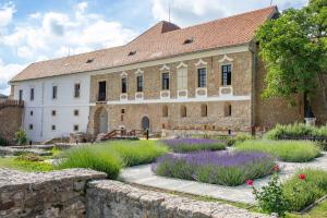 Gallery image of István Király Szálló in Pécsvárad +52 photos