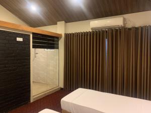 Lova arba lovos apgyvendinimo įstaigoje Pub Ceylon Hostel
