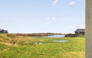 vista di una cassa d’acqua da un campo di Holiday Home Vinkelbæk Nordborg Denm a Nordborg Altre 11 foto