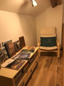 Postel nebo postele na pokoji v ubytování Gîte de la Mésange