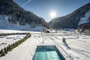 Alpin Life Resort Lürzerhof during the winter
