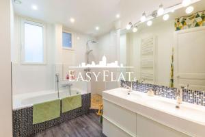 Beautiful 4 - bedroom apartment near Seine River and Roland Garros, Paris 16, by Easyflat