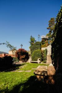 Vrt pred nastanitvijo Schlossberghotel