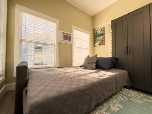 Foto Miamis asuva majutusasutuse Shenandoah Victorian Suite with TV's in every room galeriist