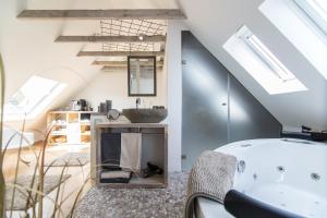 Ένα ή περισσότερα κρεβάτια σε δωμάτιο στο private Wellness Suiten mit Whirlpool +100 φωτογραφίες